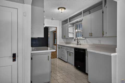 Tiny photo for 1339 SW High Ave, Topeka, KS 66604 (MLS # 245288)