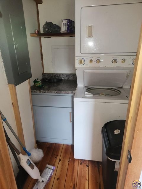 Tiny photo for 205 Cedar Circle Ter, Alma, KS 66401 (MLS # 244815)