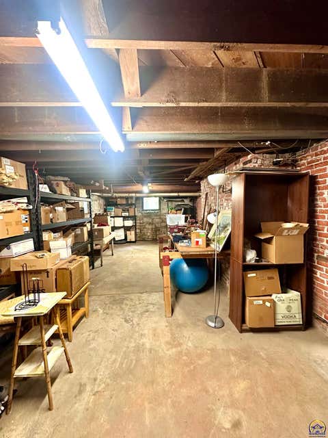 Tiny photo for 605 N Columbia St, Council Grove, KS 66846 (MLS # 245015)
