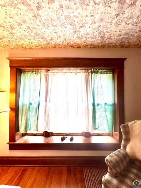 Tiny photo for 605 N Columbia St, Council Grove, KS 66846 (MLS # 245015)