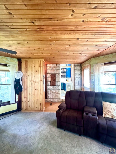 Tiny photo for 605 N Columbia St, Council Grove, KS 66846 (MLS # 245015)
