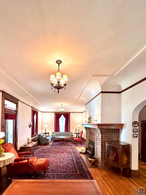 Tiny photo for 605 N Columbia St, Council Grove, KS 66846 (MLS # 245015)
