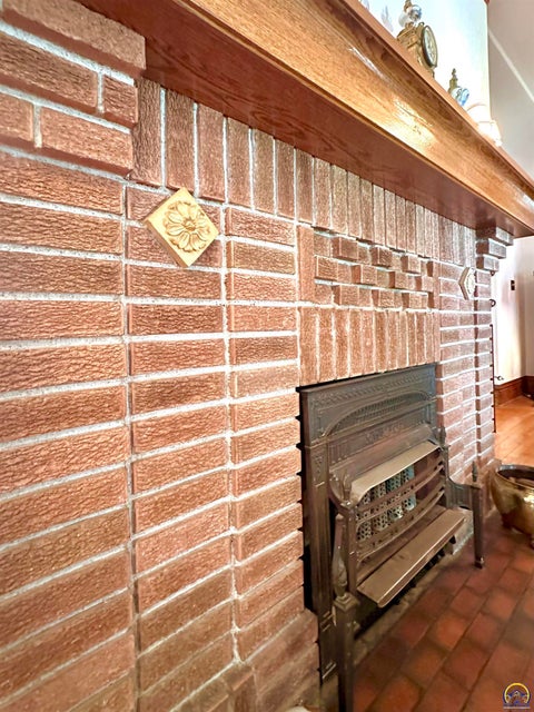 Tiny photo for 605 N Columbia St, Council Grove, KS 66846 (MLS # 245015)