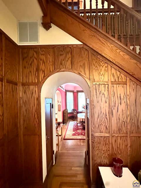 Tiny photo for 605 N Columbia St, Council Grove, KS 66846 (MLS # 245015)