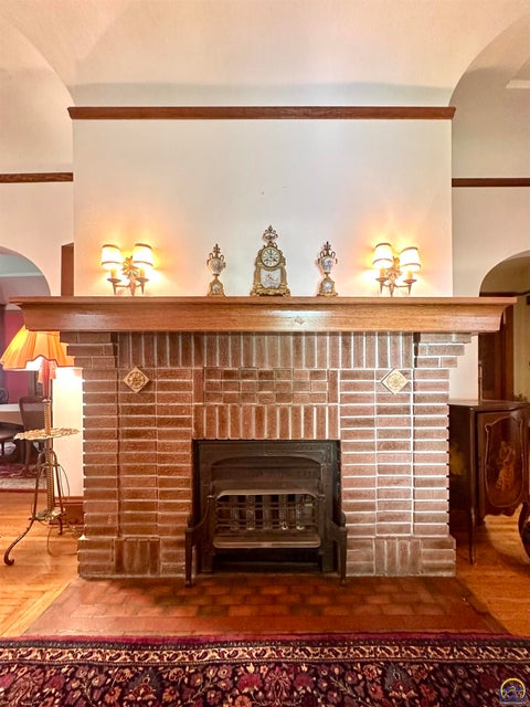 Tiny photo for 605 N Columbia St, Council Grove, KS 66846 (MLS # 245015)