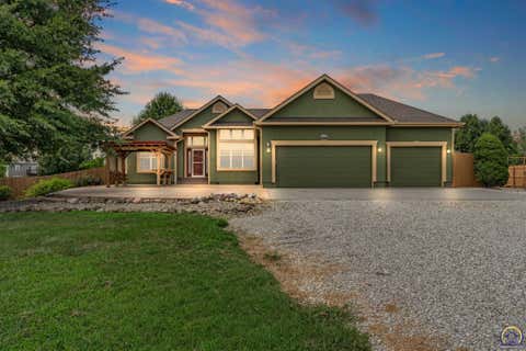 Photo of 9828 Greenview Dr, Meriden, KS 66512 (MLS # 246153)