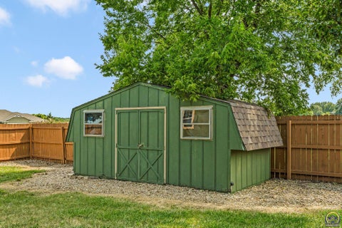 Tiny photo for 9828 Greenview Dr, Meriden, KS 66512 (MLS # 246153)