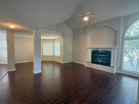 Tiny photo for 5686 SW 34th St, Topeka, KS 66614 (MLS # 246469)