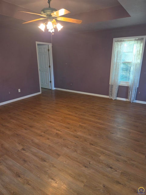 Tiny photo for 8885 Park Dr, Ozawkie, KS 66070 (MLS # 246936)