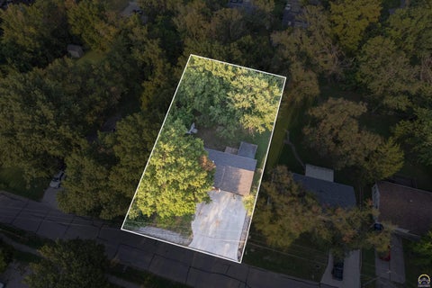 Tiny photo for 3240 SE Minnesota Ave, Topeka, KS 66605 (MLS # 246217)
