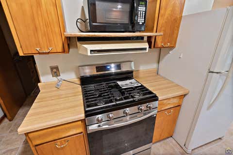 Tiny photo for 3240 SE Minnesota Ave, Topeka, KS 66605 (MLS # 246217)