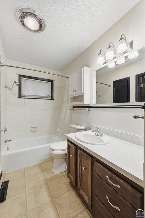 Tiny photo for 615 Sunset Ln, Overbrook, KS 66524 (MLS # 246701)