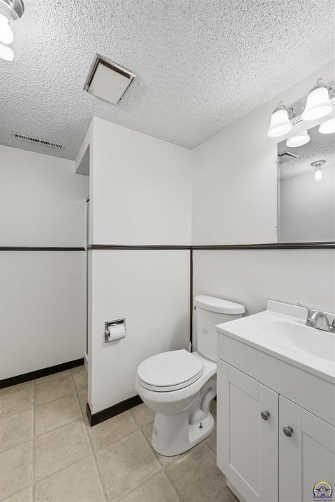 Tiny photo for 615 Sunset Ln, Overbrook, KS 66524 (MLS # 246701)