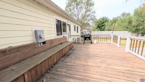 Tiny photo for 400 W 7th St, Lebo, KS 66856 (MLS # 246607)