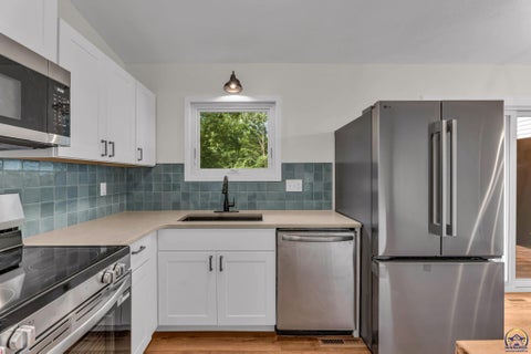 Tiny photo for 3624 SW 30th Ter, Topeka, KS 66614 (MLS # 246160)