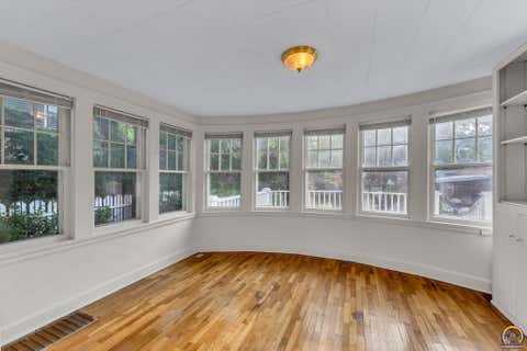 Tiny photo for 1417 SW College Ave, Topeka, KS 66604 (MLS # 245002)