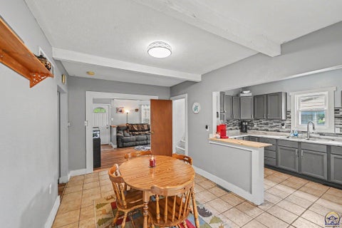 Tiny photo for 2601 SE Wisconsin Ave, Topeka, KS 66605 (MLS # 246429)