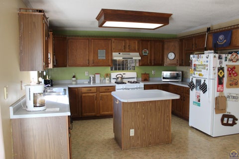 Tiny photo for 1525 E St, Osage City, KS 66523 (MLS # 247150)