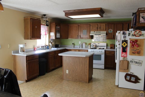 Tiny photo for 1525 E St, Osage City, KS 66523 (MLS # 247150)