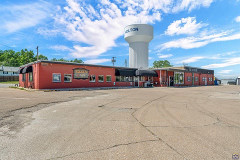 Tiny photo for 601 Arizona Ave, Holton, KS 66436 (MLS # 246272)