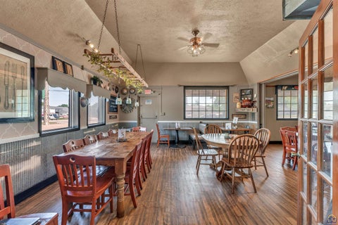 Tiny photo for 601 Arizona Ave, Holton, KS 66436 (MLS # 246272)
