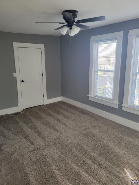Tiny photo for 628 Constitution St, Emporia, KS 66801 (MLS # 246214)