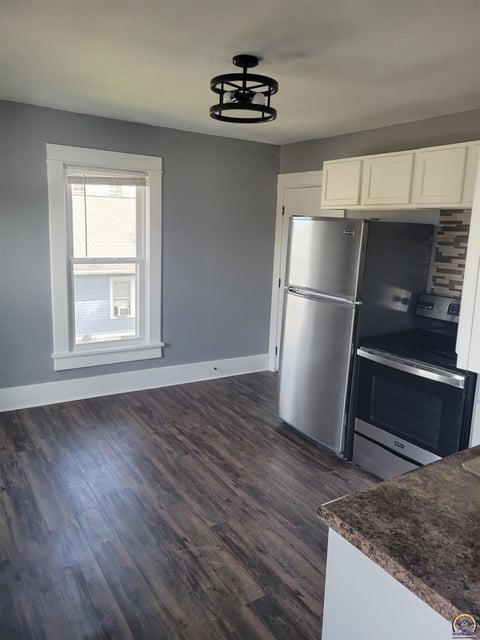 Tiny photo for 628 Constitution St, Emporia, KS 66801 (MLS # 246214)