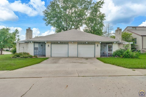 Tiny photo for 3563 SW Cambridge Ave, Topeka, KS 66614 (MLS # 245836)