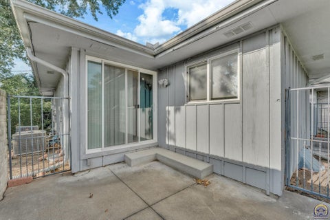 Tiny photo for 3563 SW Cambridge Ave, Topeka, KS 66614 (MLS # 245836)