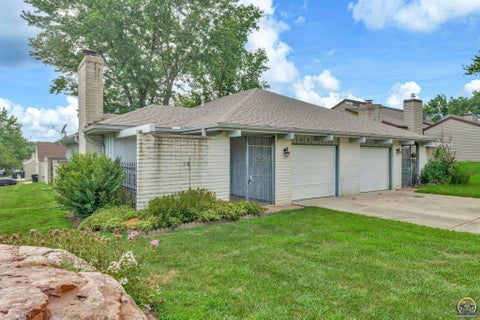 Tiny photo for 3563 SW Cambridge Ave, Topeka, KS 66614 (MLS # 245836)