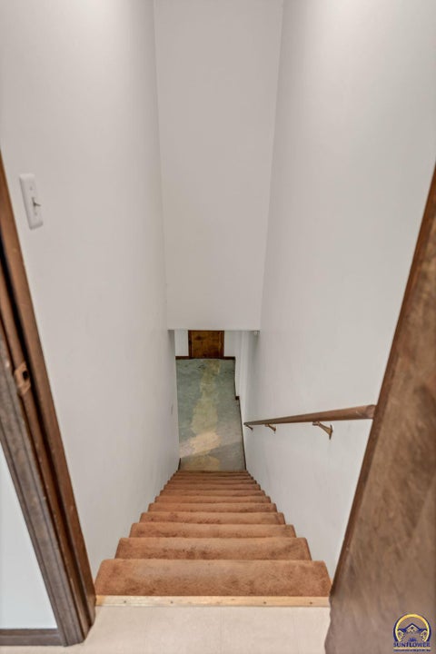 Tiny photo for 3563 SW Cambridge Ave, Topeka, KS 66614 (MLS # 245836)