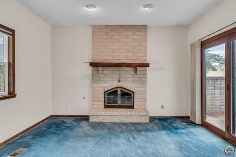 Tiny photo for 3563 SW Cambridge Ave, Topeka, KS 66614 (MLS # 245836)
