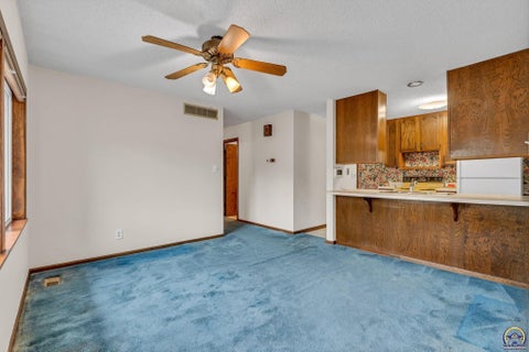 Tiny photo for 3563 SW Cambridge Ave, Topeka, KS 66614 (MLS # 245836)