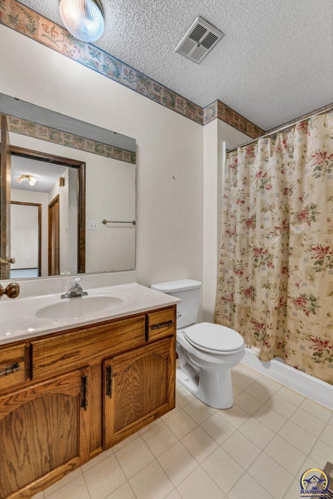 Tiny photo for 3563 SW Cambridge Ave, Topeka, KS 66614 (MLS # 245836)