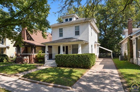 Photo of 1184 SW Garfield Ave, Topeka, KS 66604 (MLS # 246880)