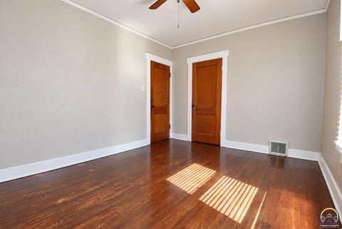 Tiny photo for 1184 SW Garfield Ave, Topeka, KS 66604 (MLS # 246880)