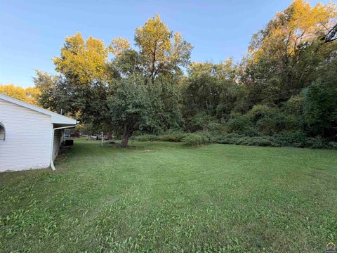 Tiny photo for 515 W Madison St, Madison, KS 66860 (MLS # 246923)