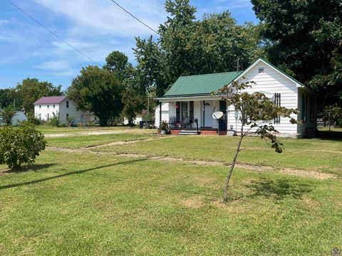 Tiny photo for 316 Main St, Osage City, KS 66523 (MLS # 246211)