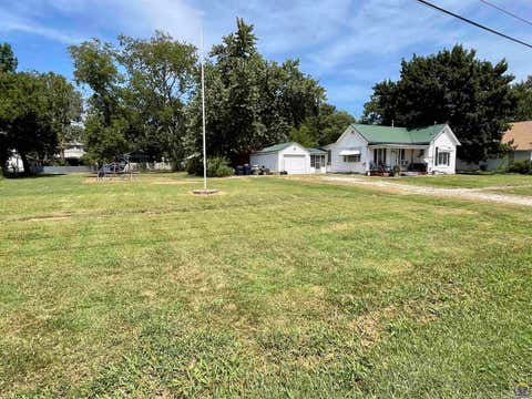 Tiny photo for 316 Main St, Osage City, KS 66523 (MLS # 246211)