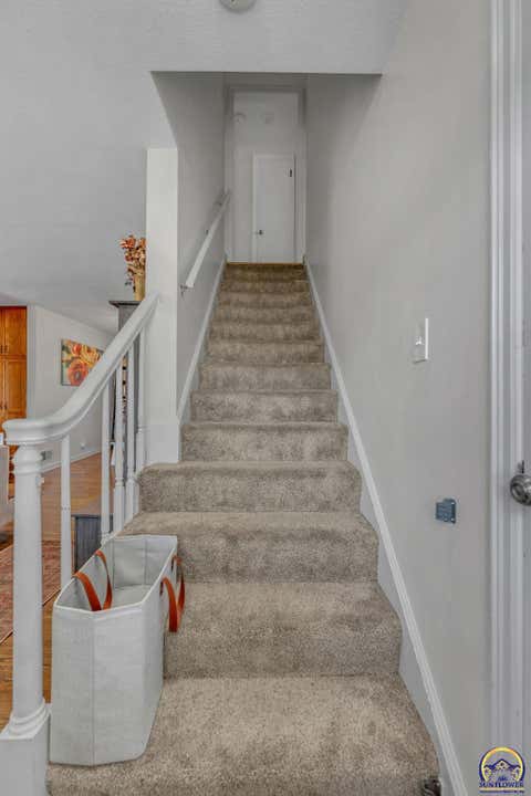 Tiny photo for 3626 SW 17th St, Topeka, KS 66604 (MLS # 246079)