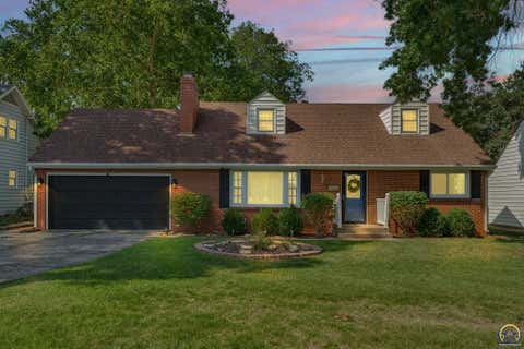 Tiny photo for 3626 SW 17th St, Topeka, KS 66604 (MLS # 246079)