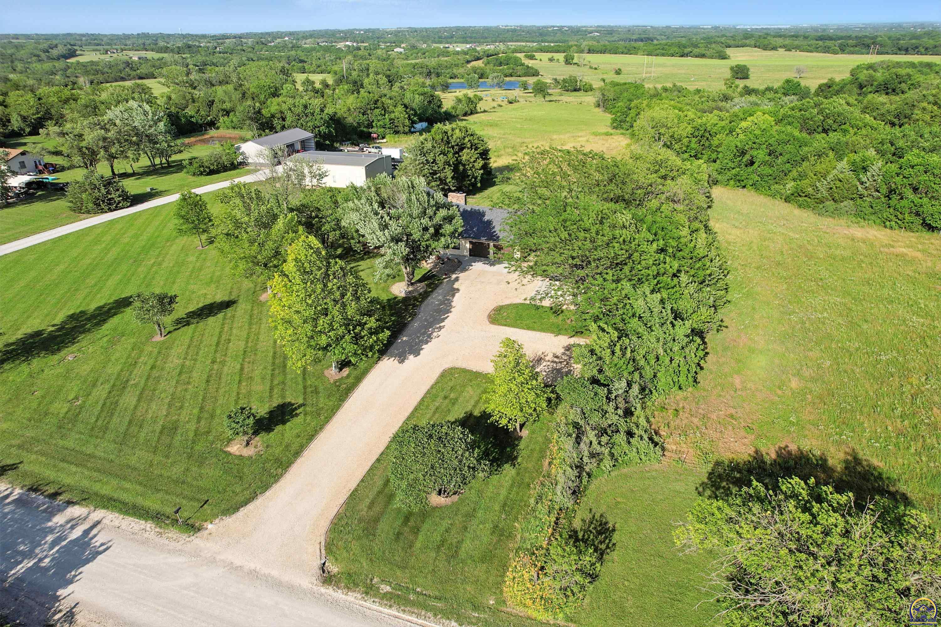 Auburn, Kansas 66402, United States, 5 Bedrooms Bedrooms, ,3 BathroomsBathrooms,Residential,Pending,156926