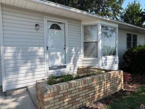 Tiny photo for 4140 SE Shawnee Heights Rd, Tecumseh, KS 66542 (MLS # 245684)