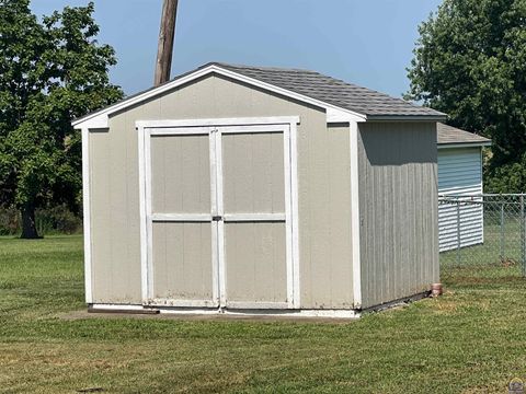 Tiny photo for 4140 SE Shawnee Heights Rd, Tecumseh, KS 66542 (MLS # 245684)