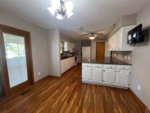 Tiny photo for 4140 SE Shawnee Heights Rd, Tecumseh, KS 66542 (MLS # 245684)