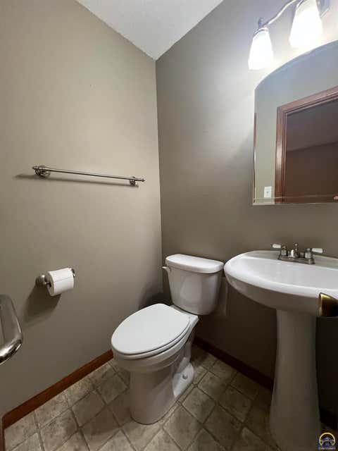 Tiny photo for 4140 SE Shawnee Heights Rd, Tecumseh, KS 66542 (MLS # 245684)