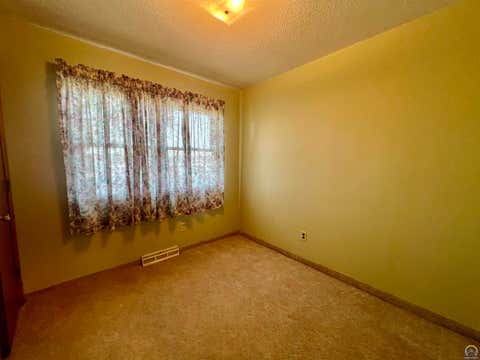 Tiny photo for 4140 SE Shawnee Heights Rd, Tecumseh, KS 66542 (MLS # 245684)