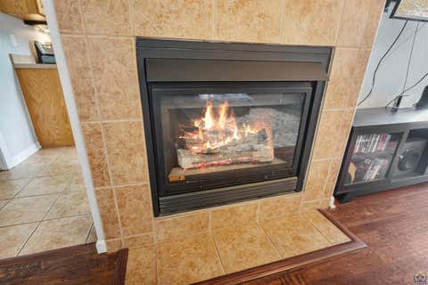 Tiny photo for 2341 Surrey Dr, Lawrence, KS 66046 (MLS # 244969)