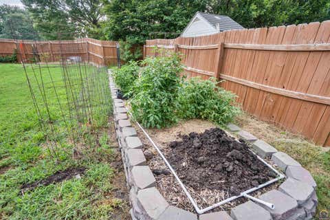 Tiny photo for 2341 Surrey Dr, Lawrence, KS 66046 (MLS # 244969)