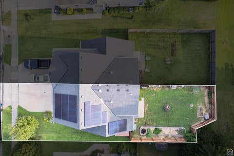 Tiny photo for 2341 Surrey Dr, Lawrence, KS 66046 (MLS # 244969)